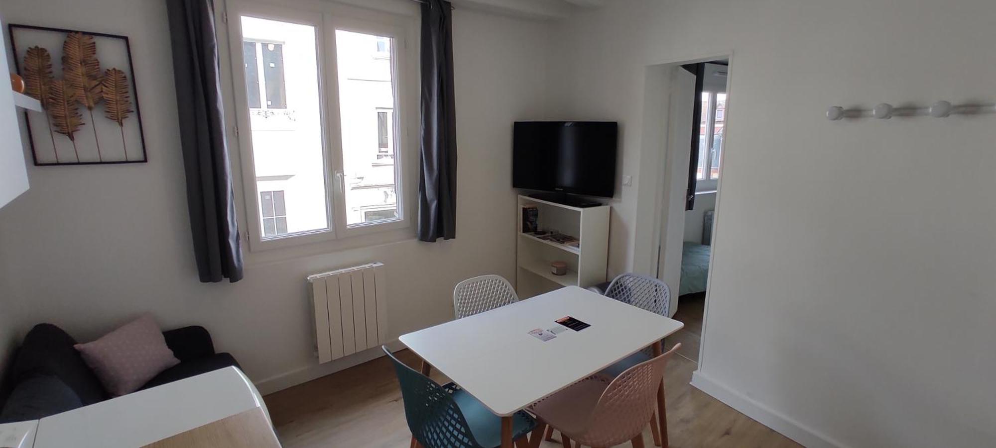 Appartement Cosy Plein Centre Conches-en-Ouche Bagian luar foto